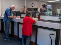 Ya es oficial | Los bancos cambian sus horarios y no abrirán más de lunes a viernes: confirman los nuevos días de atención