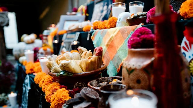 ¿Te sobró comida en Día de Muertos?: así puedes aprovechar los sobrantes de la ofrenda para no desecharlos