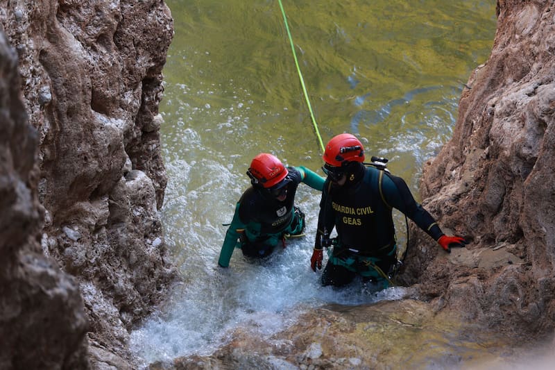 Mazón exige a Sánchez una reunión urgente sobre la recuperación tras la DANA y Feijóo aseguro que desde el Ejecutivo "no se ha hecho nada". Fuente: Archivo