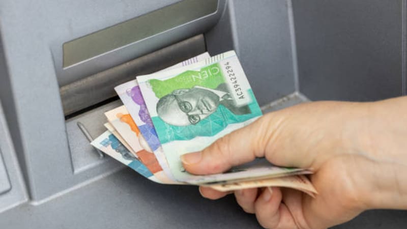 Con el cierre del año, surgen dudas sobre el monto, el cálculo y qué ocurre si el empleador no cumple con el pago de la prima de Navidad dentro del plazo legal.