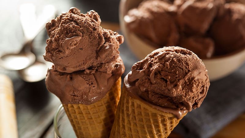 Este helado keto de chocolate se prepara sin leche, sin azúcar y sin máquina. (Fuente: Archivo)
