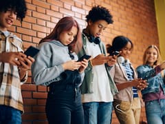 Es oficial |El Gobierno prohibirá las redes sociales a los menores de 16 años en España: cuándo entrará en vigencia