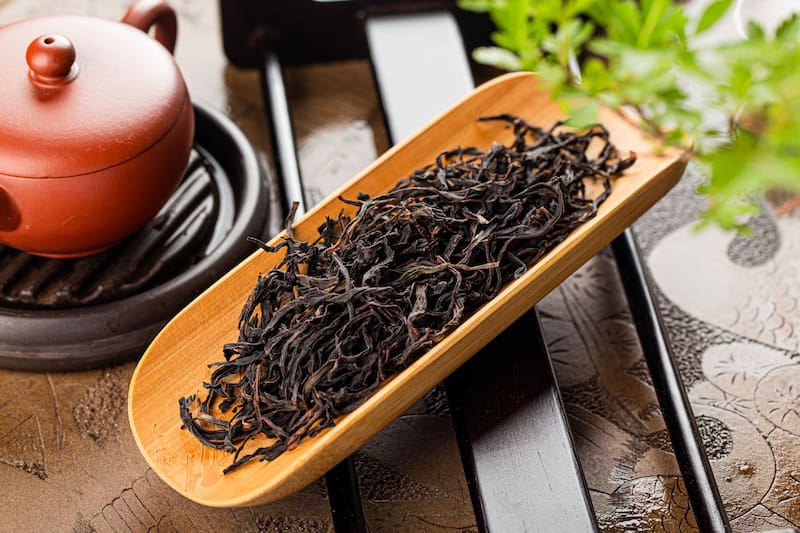 El té Oolong se somete a un proceso de fermentación que lo diferencia de otras variedades(Fuente: Shutterstock)
