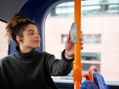 El transporte público cambia para siempre: así puedes viajar todo el año de forma ilimitada por menos de 5 euros