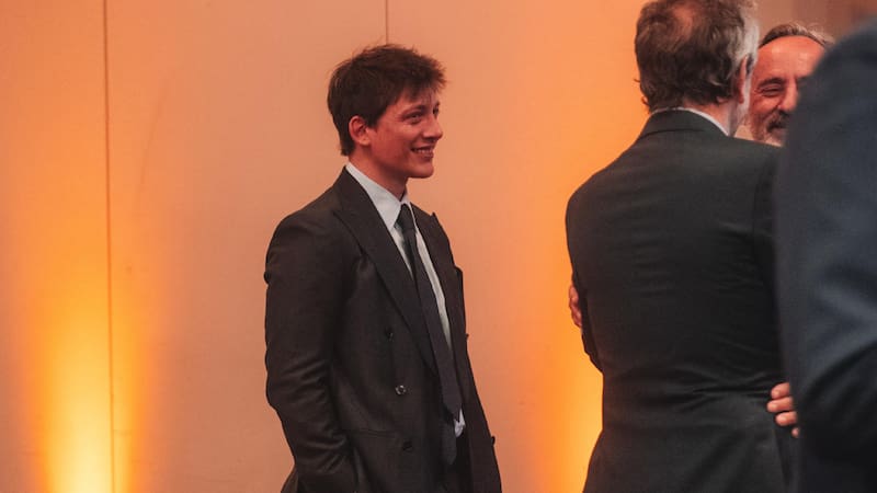 El asesor presidencial, Santiago Caputo, de influencia clave en el área de Inteligencia