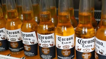 Constellation Brands, exportadora de Corona y Modelo, sube en el NYSE pese a retrasar su planta en Veracruz