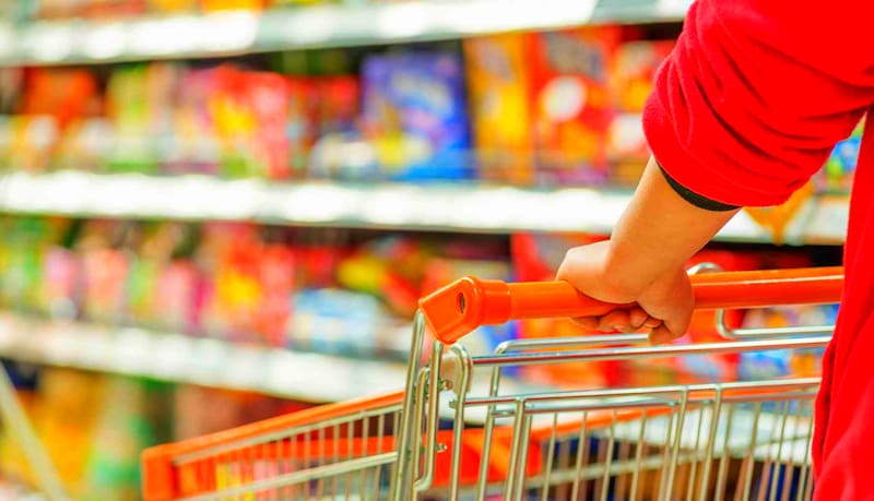 Con vistas a las fiestas, los colombianos deberán reorganizar sus compras (Fuente: archivo).