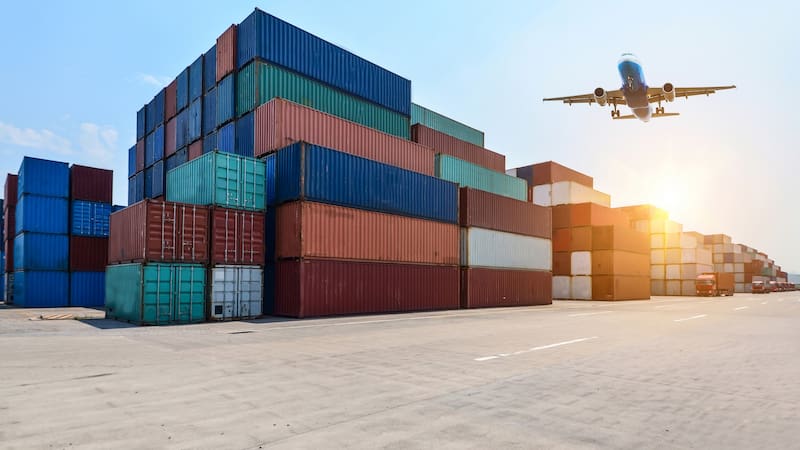 Si se mantiene el promedio de crecimiento, la economía entraría en recesión técnica en diciembre, advierte Banco Base.