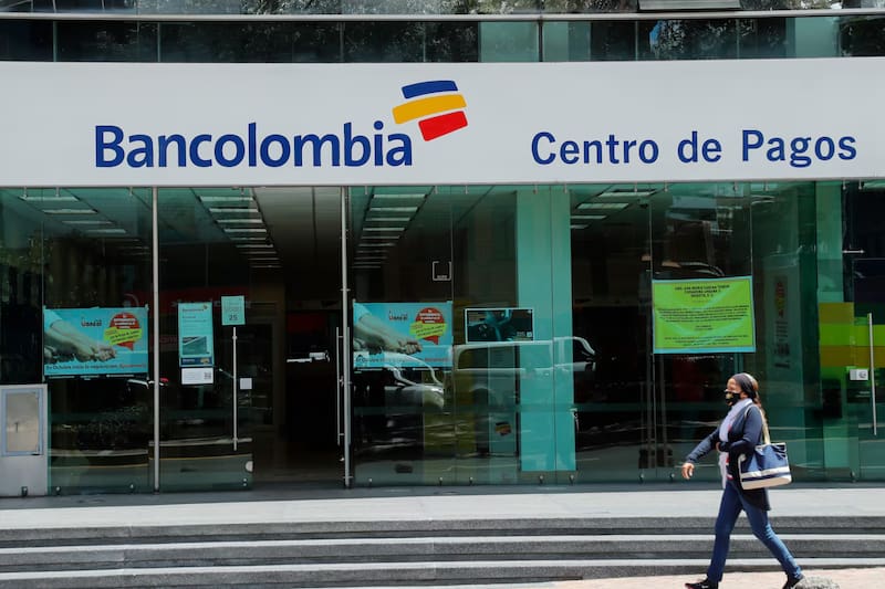 Bancolombia embarga cuentas bancarias, certificados de depósito y fondos de inversión: requieren orden judicial.