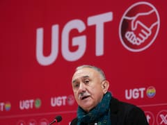 UGT lanza un ultimátum al Gobierno: abandonará la negociación si no aprueba el nuevo registro horario antes de septiembre
