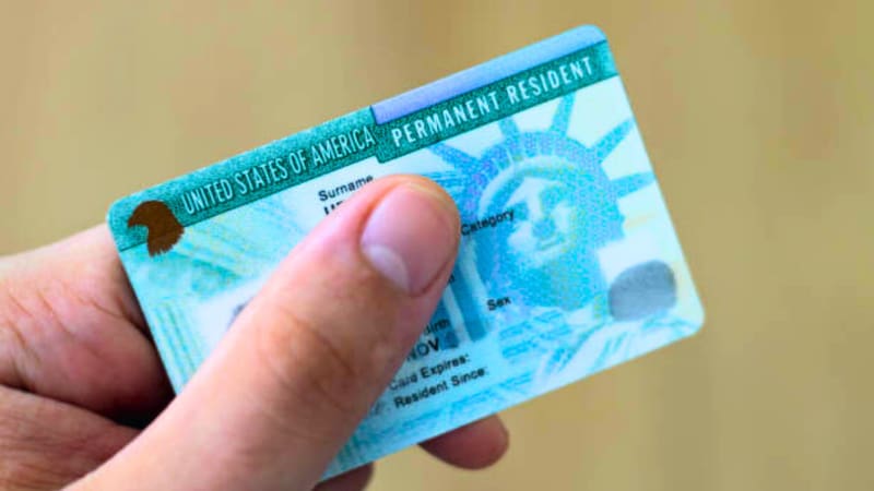 Estados Unidos prohibirá la Green Card a todos los inmigrantes que no cumplan ciertas obligaciones. Fuente: Archivo.
