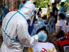 Alerta mundial: explotaron los casos de una variante del coronavirus en un país asiático que se propaga siete veces más rápido