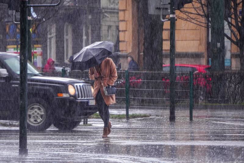 Llega un muro de nubes que traerá tormentas por 96 horas: un ciclón provocará lluvias y caída de granizo en estas zonas