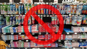 Exigen no comprar esta famosa pasta de dientes: es por repetir la mentira más conocida del mundo