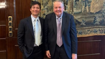 El asesor de Trump volvió a Casa Rosada tras el triunfo de Milei: “Lo que temíamos...”