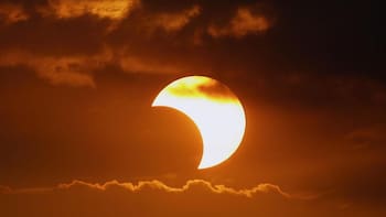 Se aproxima el eclipse más largo del siglo: el día se convertira en noche y no se volverá a repetir en 100 años