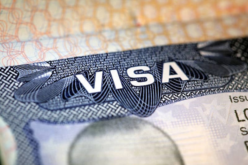 Quiénes utilicen su visa de turista así en los outlets enfrentarán graves consecuencias. Fuente: Shutterstock.