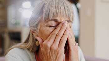 El BdE avisa a los titulares de una cuenta conjunta que si uno fallece el otro no podrá sacar dinero sin permiso de los herederos