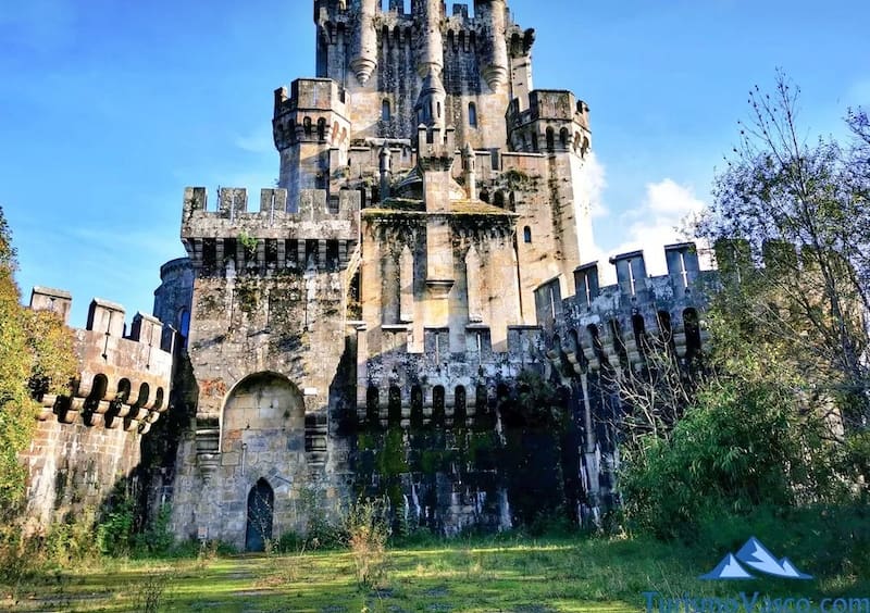 Este castillo fue elegido por National Geographic como uno de los más bonitos de España. (Foto: turismovasco.com)