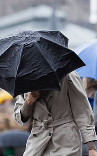 Alerta por un ciclón que traerá fuertes tormentas eléctricas, lluvias torrenciales e intensas ráfagas de viento por 48 horas: a qué zonas afecta