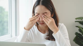 Cuidar a un familiar ya no depende de la empresa: el Supremo impide limitar el permiso de cinco días y permite organizarlo según las necesidades reales