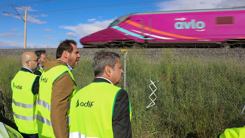 Transporte impulsa un plan de 1000 millones para modernizar la red ferroviaria y mejorar el funcionamiento de los trenes. Fuente: Archivo