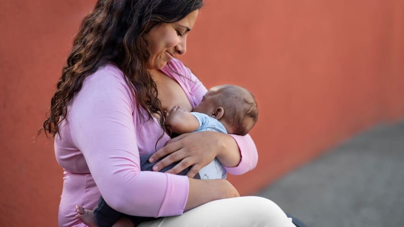Murió la Ley de Registro Civil: ahora las madres podrán exigir que sus hijos lleven su apellido desde el nacimiento (Fuente: FreePik.es).