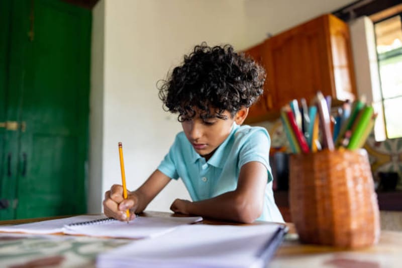 Cuándo terminan las clases provincia por provincia, según el calendario escolar 2026.