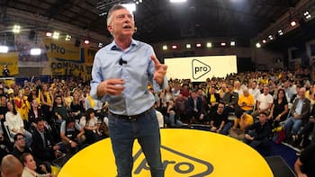 Macri en el ojo del PRO: rumores de salida, aliados violetas y una mesa caliente en Balcarce