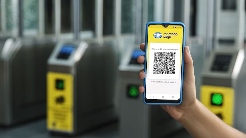 El pago con QR de Mercado Pago llega a los colectivos y ya estaba funcionando en el subte de CABA.