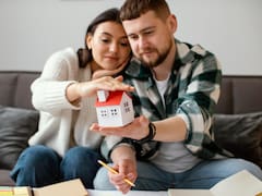 Mayores de 65, jóvenes y familias vulnerables podrán acceder a una ayuda para pagar el alquiler: cómo anotarse