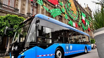Es oficial | Habrá nuevas placas para transporte público y así se entregarán: quiénes deben renovar las patentes