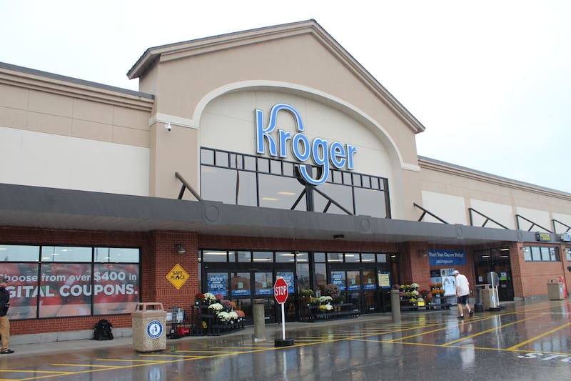 Los cierres abarcan locales bajo la marca principal Kroger, pero también incluyen sucursales de Fred Meyer, Fry’s Food and Drug, Harris Teeter, Jay C, King Soopers, Mariano’s, Pick ‘n Save y QFC. Fuente: Shutterstock.