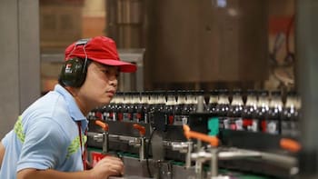 Coca-Cola Femsa acelera digitalización con Juntos+ y sostiene rentabilidad pese a presiones en México