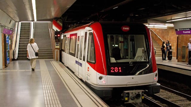Confirmado por la Generalitat: estas dos tarjetas del metro mantendrán el descuento del 50% hasta 2028