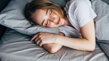 Qué significa soñar con un emigrante, según la psicología