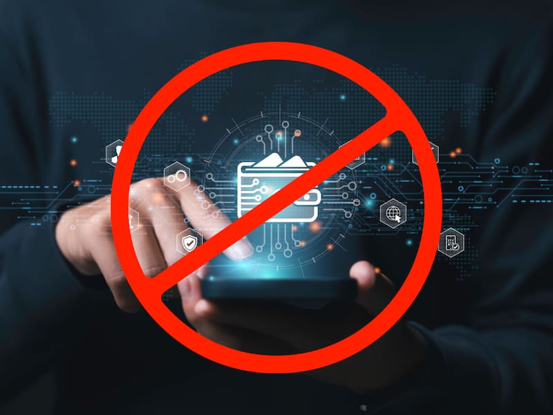 Los bancos suspenden cuentas bancarias y bloquean transferencias si no presentas esta documentación básica. Fuente: Archivo