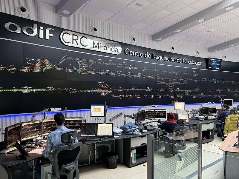 España refuerza su liderazgo ferroviario con 24.100 millones de inversión hasta 2026.