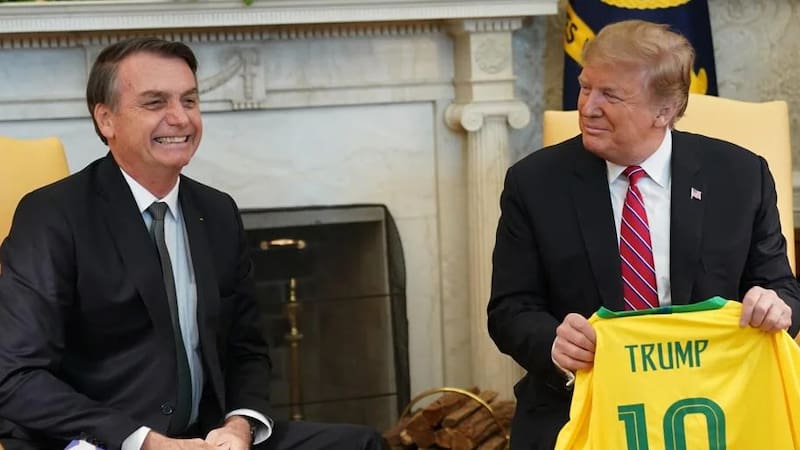 El año pasado, la relación bilateral se tensó cuando la Casa Blanca impuso aranceles a Brasil y sancionó a funcionarios para presionar por el cierre de una causa contra el expresidente Jair Bolsonaro.
