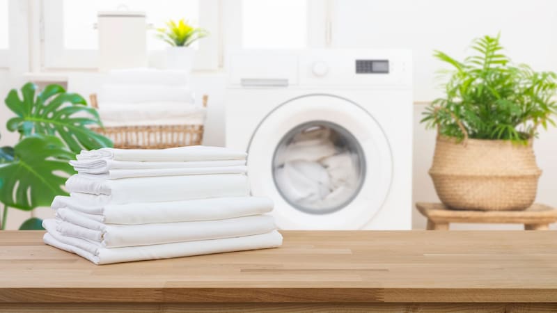 El secreto de los hoteles para mantener las sábanas suaves como nuevas.