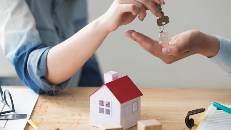 Avanza la demanda de alquiler en España ante la dificultad de comprar una vivienda. (Fuente: archivo).