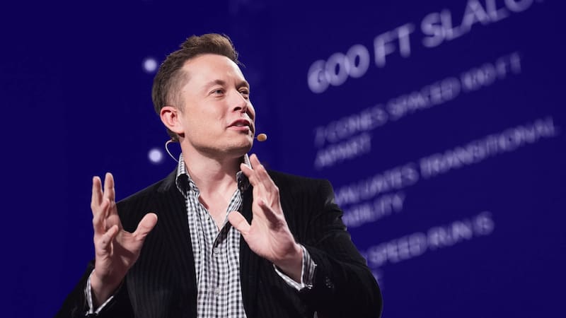 Elon Musk anunció que lanzará su propia enciclopedia basada en inteligencia artificial.