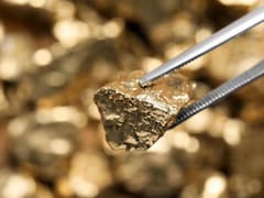 Tras cavar 150 km bajo el Círculo Polar Ártico expertos hallan diamante amarillo único de más de 2000 millones de años