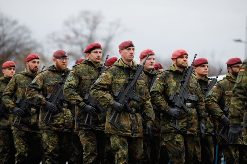 Alemania eliminó los límites constitucionales al endeudamiento para financiar defensa.