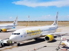 Flybondi en la mira del Gobierno: debe presentar un plan de acción y podría tener toda su flota inmovilizada