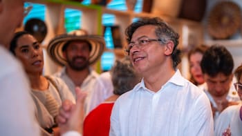 De cara a las elecciones, Presidente Petro alcanzó un 53,3 % de desaprobación