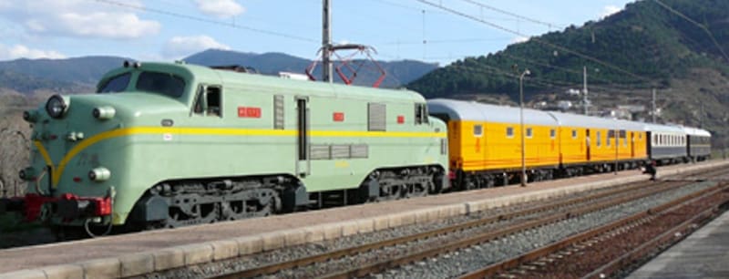 El Tren Azul de Zaragoza realizará su recorrido el sábado 13, 20 Y 27 de septiembre. (Fuente: trenes.es)