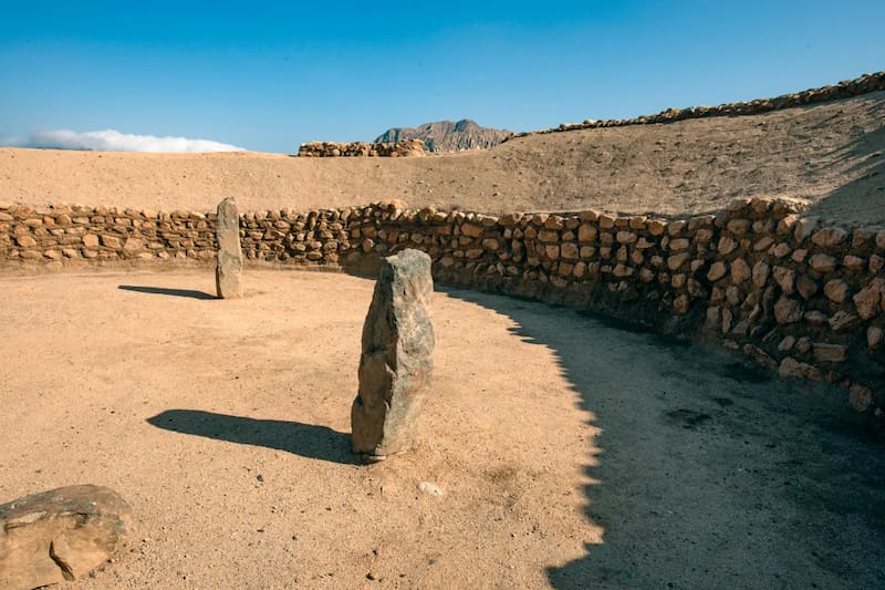 Estructura circular de Peñico, usada para ceremonias y observaciones, parte del complejo de 3800 años de antigüedad. (Imagen: AlJazeera)
