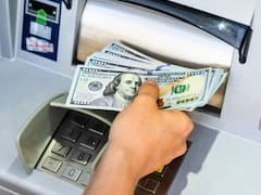 Con el dólar planchado, los ahorristas compraron 20% menos de divisas en mayo