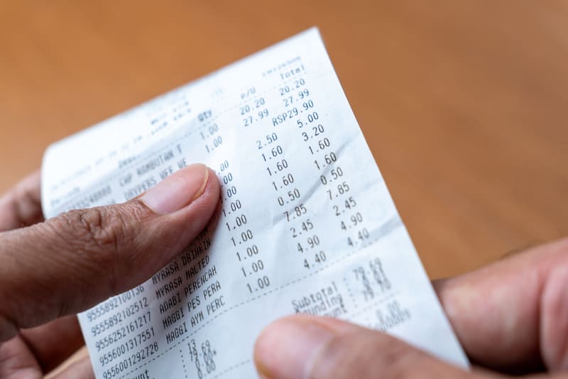 No es ser acumulador guardar todos los tickets de compras. La psicología descubrió el rasgo de personalidad que comparten millones de personas. Fuente: archivo
